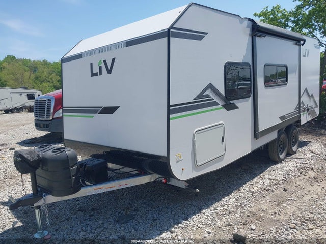 International Liv 2026 1Z9BT2522TA649363 Image 2