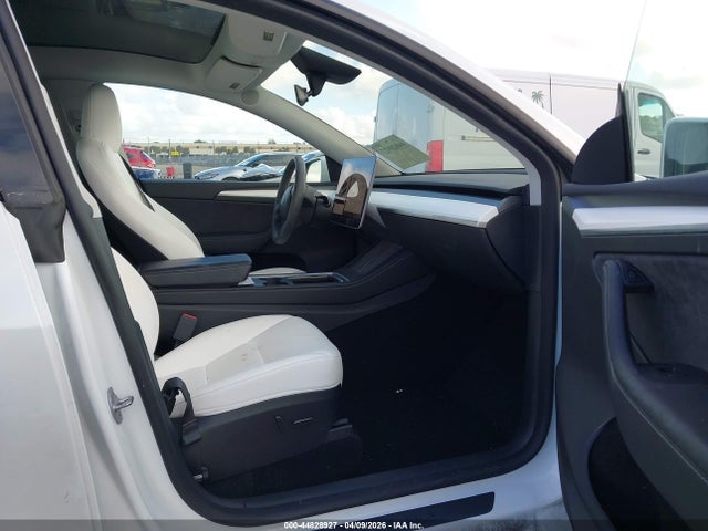 2023 Tesla Model Y Rwd მანქანა იყიდება აუქციონზე, vin: 7SAYGDED9PF965598, აუქციონის ნომერი: 44828927