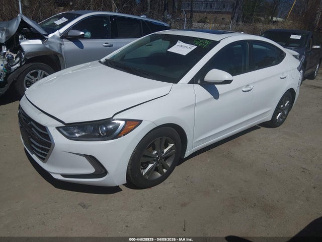 2017 Hyundai Elantra Value Edition მანქანა იყიდება აუქციონზე, vin: 5NPD84LF3HH133707, აუქციონის ნომერი: 44828929