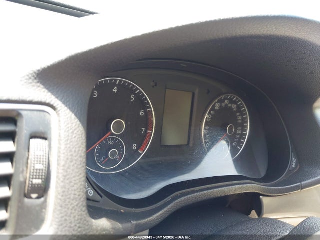 2015 VOLKSWAGEN PASSAT 1VWAT7A32FC067765 Photo 6