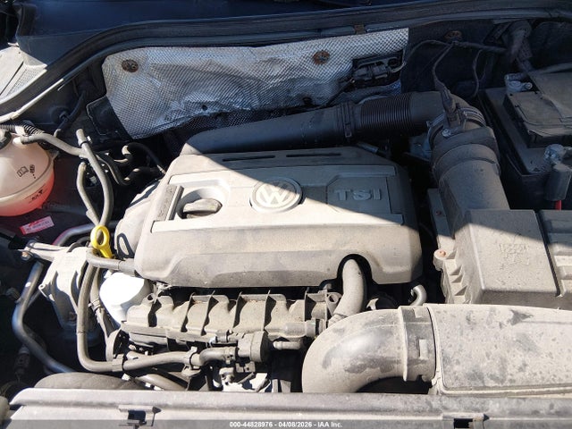 44828976 :رقم المزاد ، WVGBV7AX8JK003745 vin ، 2018 Volkswagen Tiguan Limited 2.0t مزاد بيع