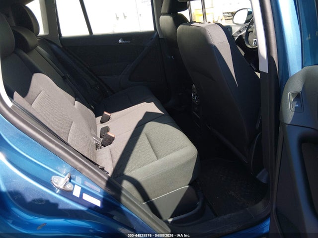 44828976 :رقم المزاد ، WVGBV7AX8JK003745 vin ، 2018 Volkswagen Tiguan Limited 2.0t مزاد بيع