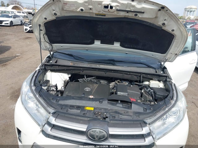 Aukcja sprzedaży 2018 Toyota Highlander Xle, vin: 5TDJZRFHXJS882515, numer aukcji: 44828984