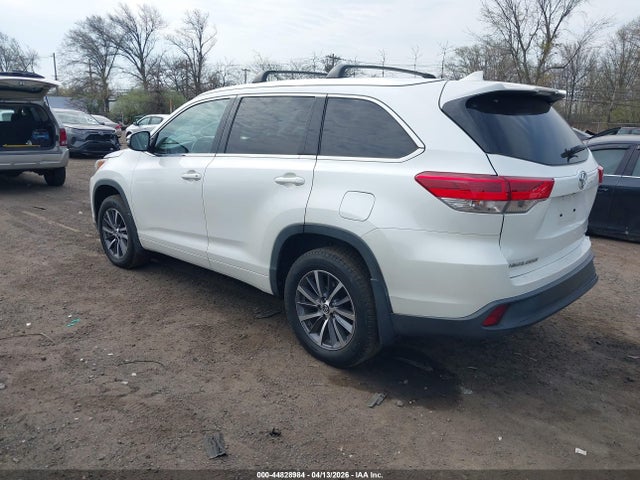 Aukcja sprzedaży 2018 Toyota Highlander Xle, vin: 5TDJZRFHXJS882515, numer aukcji: 44828984