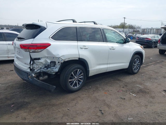 Aukcja sprzedaży 2018 Toyota Highlander Xle, vin: 5TDJZRFHXJS882515, numer aukcji: 44828984