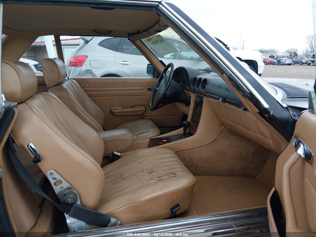 1987 Mercedes-benz 560 Sl მანქანა იყიდება აუქციონზე, vin: WDBBA48DXHA062451, აუქციონის ნომერი: 44829001