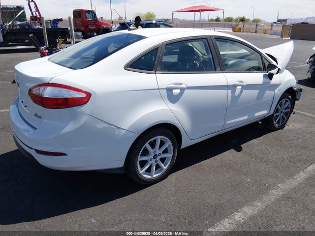 Ford FIESTA SE 2018 3FADP4BJ2JM136600 Image 4
