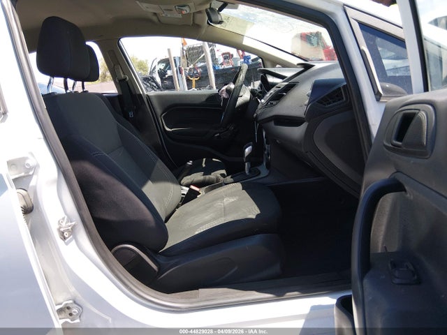 Ford FIESTA SE 2018 3FADP4BJ2JM136600 Image 5