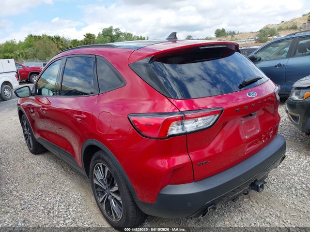 44829030 :رقم المزاد ، 1FMCU9H94NUB39990 vin ، 2022 Ford Escape Sel مزاد بيع