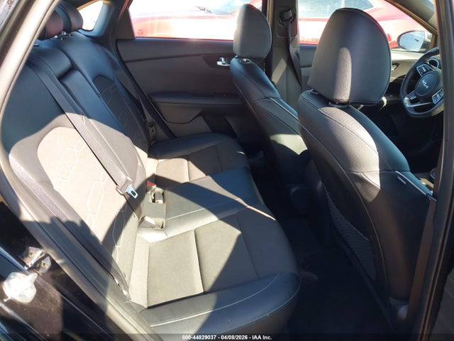 44829037 :رقم المزاد ، 3KPF54AD9NE472345 vin ، 2022 Kia Forte Gt-line مزاد بيع