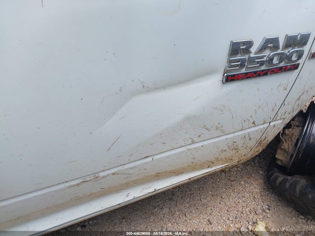 Auction sale of the 2018 Ram 3500 Tradesman  4x4 8' Box, vin: 3C63RRGL3JG305035, lot number: 44829058