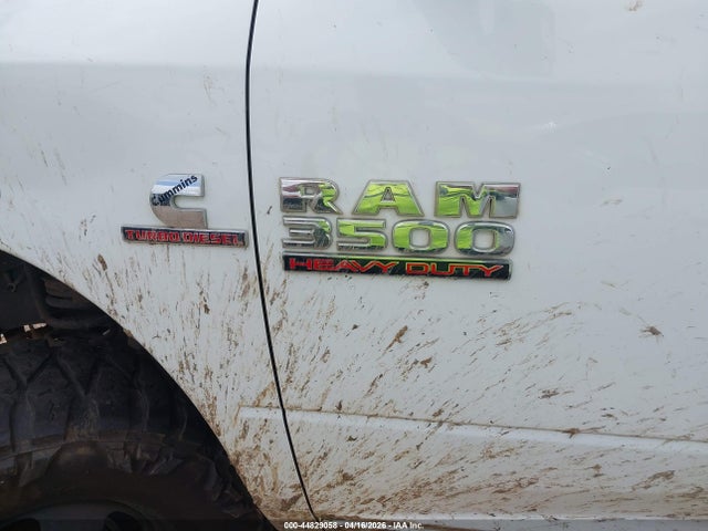 Auction sale of the 2018 Ram 3500 Tradesman  4x4 8' Box, vin: 3C63RRGL3JG305035, lot number: 44829058