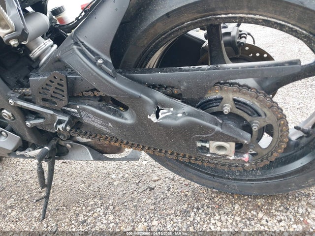 Yamaha YZFR6 2018 JYARJ28EXJA003544 Image 17