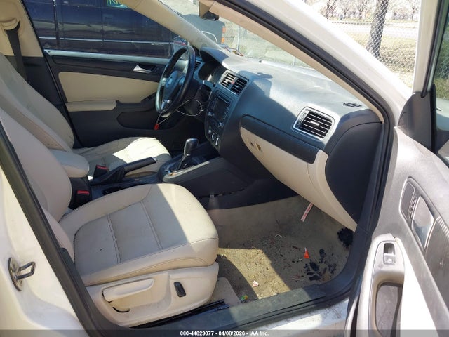 Продажа на аукционе авто 2013 Volkswagen Jetta Se, vin: 3VWDP7AJ1DM366465, номер лота: 44829077