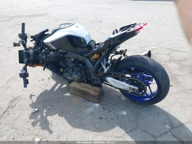 Продажа на аукционе авто 2024 Yamaha Mt09 Sp, vin: JYARN95E1RA000447, номер лота: 44829110
