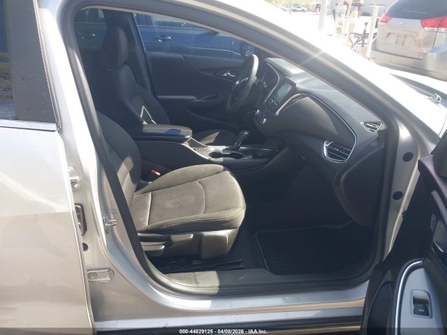 1G1ZD5ST6JF258319 Chevrolet MALIBU LT