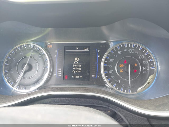 44829140 :رقم المزاد ، 1C3CCCAB5GN136390 vin ، 2016 Chrysler 200 Limited مزاد بيع