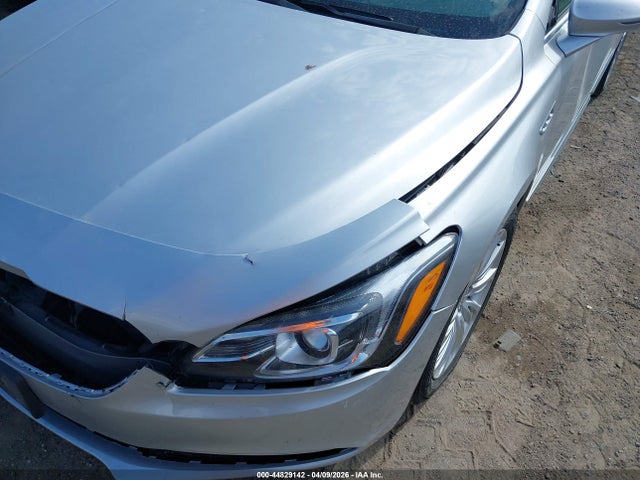 Aukcja sprzedaży 2018 Buick Lacrosse Essence, vin: 1G4ZP5SZXJU135603, numer aukcji: 44829142