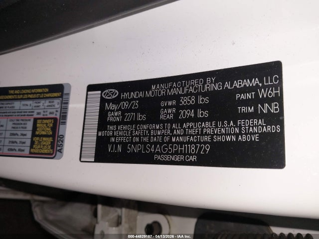 5NPLS4AG5PH118729 Hyundai ELANTRA SEL