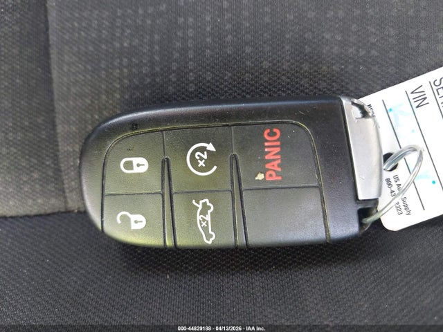 Продаж на аукціоні авто 2016 Chrysler 200 Limited, vin: 1C3CCCAB7GN192928, номер лоту: 44829188