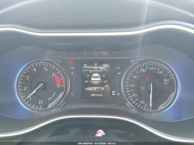 Продаж на аукціоні авто 2016 Chrysler 200 Limited, vin: 1C3CCCAB7GN192928, номер лоту: 44829188
