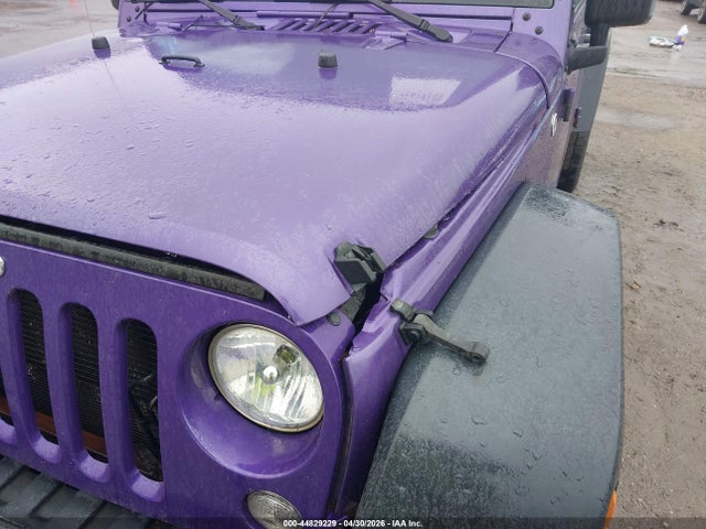 1C4BJWDG3JL853542 Jeep Wrangler Jk Unlimited Sport 4x4