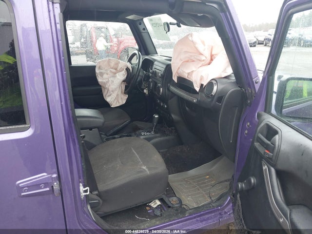 1C4BJWDG3JL853542 Jeep Wrangler Jk Unlimited Sport 4x4