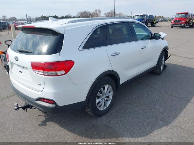 5XYPGDA33HG244614 KIA Sorento 2.4l Lx