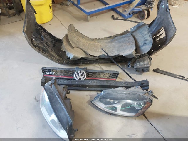44829293 :رقم المزاد ، 3VW5T7AU4HM065074 vin ، 2017 Volkswagen Golf Gti Autobahn 4-door/s 4-door/se 4-door/sport 4-door مزاد بيع
