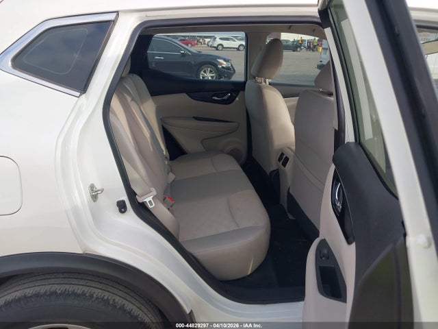 2018 Nissan Rogue Sport Sv მანქანა იყიდება აუქციონზე, vin: JN1BJ1CP1JW191532, აუქციონის ნომერი: 44829297