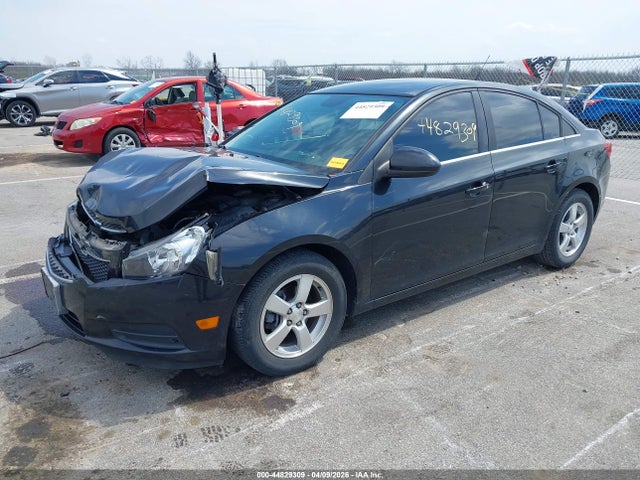 Chevrolet Cruze 1lt Auto 2014 1G1PC5SB9E7314965 Image 2