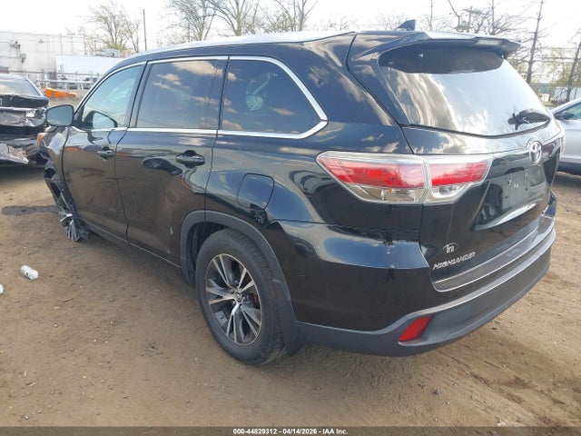 44829312 :رقم المزاد ، 5TDJKRFH2GS504704 vin ، 2016 Toyota Highlander Xle V6 مزاد بيع