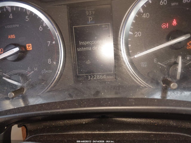 44829312 :رقم المزاد ، 5TDJKRFH2GS504704 vin ، 2016 Toyota Highlander Xle V6 مزاد بيع