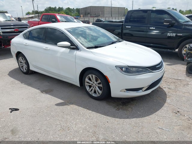 2015 CHRYSLER 200 1C3CCCAB7FN743132