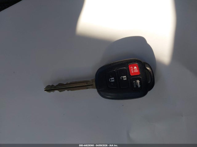 Toyota Corolla S Plus 2014 2T1BURHE6EC143260 Image 11
