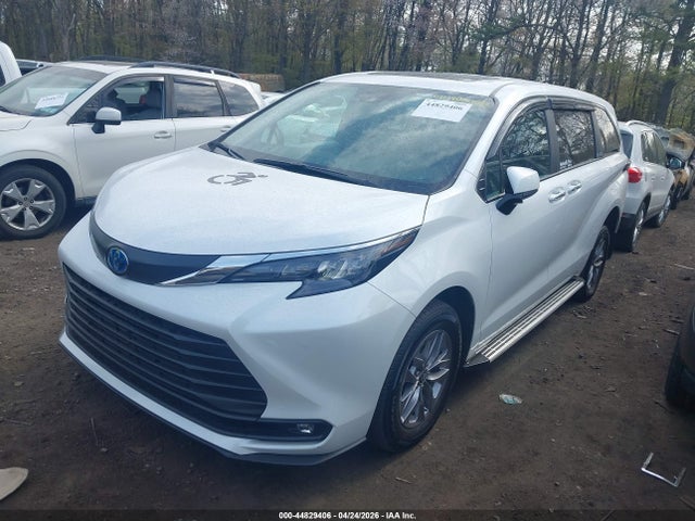 Aukcja sprzedaży 2025 Toyota Sienna Xle 8 Passenger, vin: 5TDYRKEC0SS272720, numer aukcji: 44829406