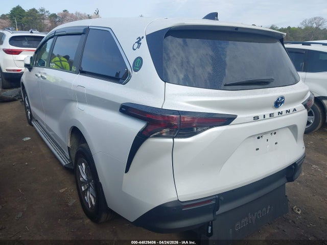 Aukcja sprzedaży 2025 Toyota Sienna Xle 8 Passenger, vin: 5TDYRKEC0SS272720, numer aukcji: 44829406