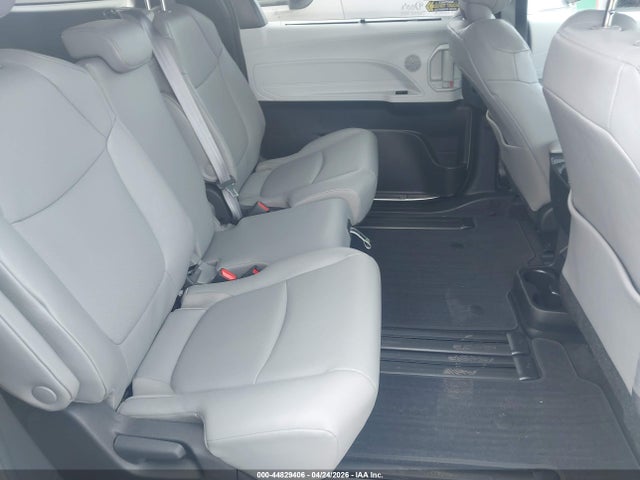 Aukcja sprzedaży 2025 Toyota Sienna Xle 8 Passenger, vin: 5TDYRKEC0SS272720, numer aukcji: 44829406