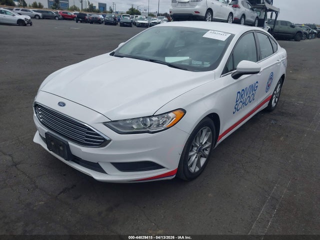 Ford Fusion Hybrid S 2017 3FA6P0UU3HR235254 Image 2