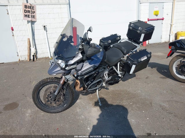 SMTF03XK2FJ711089 Triumph Motorcycle Tiger Explorer
