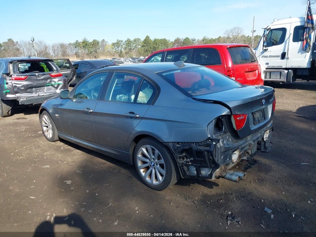 44829550 :رقم المزاد ، WBAPK5G56BNN82020 vin ، 2011 Bmw 328i Xdrive مزاد بيع