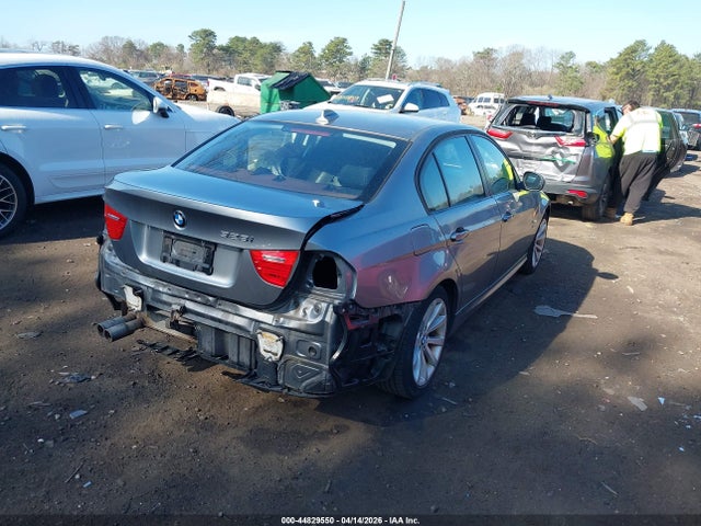44829550 :رقم المزاد ، WBAPK5G56BNN82020 vin ، 2011 Bmw 328i Xdrive مزاد بيع