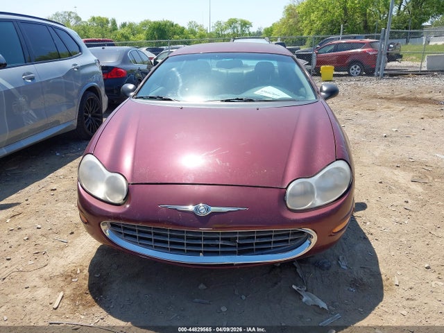44829565 :رقم المزاد ، 2C3HD36J8YH370293 vin ، 2000 Chrysler Concorde Lxi مزاد بيع