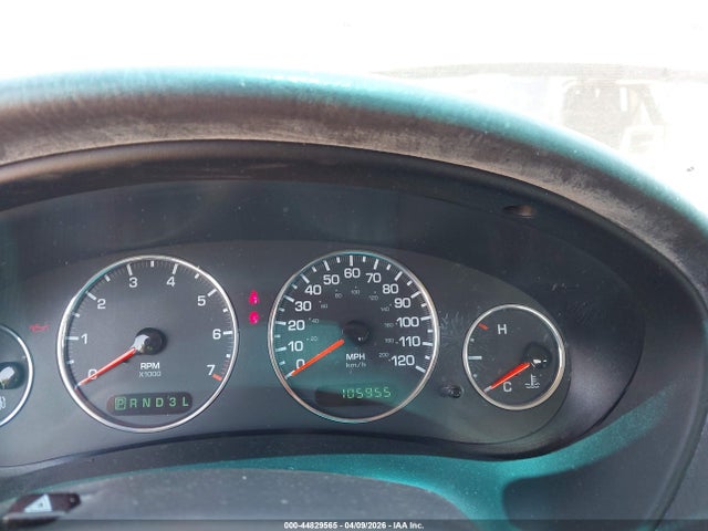 44829565 :رقم المزاد ، 2C3HD36J8YH370293 vin ، 2000 Chrysler Concorde Lxi مزاد بيع