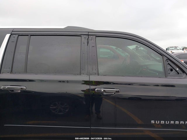 Продаж на аукціоні авто 2016 Chevrolet Suburban Ltz, vin: 1GNSCJKC4GR103805, номер лоту: 44829599