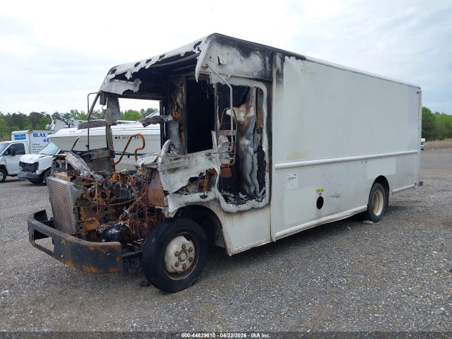 2009 Freightliner Chassis M Line Walk-in Van მანქანა იყიდება აუქციონზე, vin: 4UZAANDU99CAM6111, აუქციონის ნომერი: 44829610