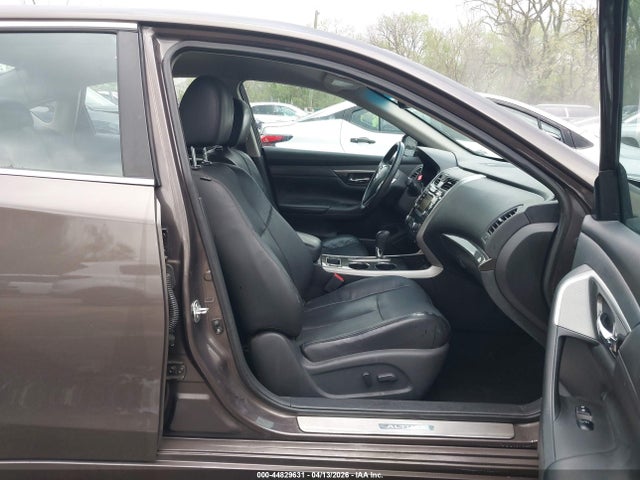 2015 Nissan Altima 2.5 Sl მანქანა იყიდება აუქციონზე, vin: 1N4AL3AP4FN359166, აუქციონის ნომერი: 44829631