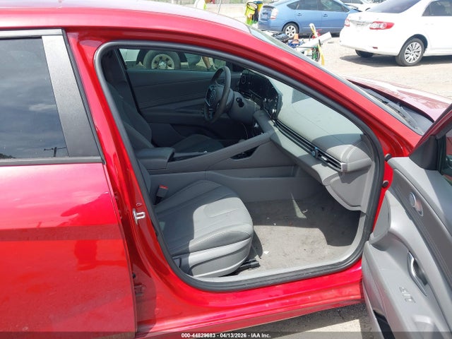 2022 Hyundai Elantra Sel მანქანა იყიდება აუქციონზე, vin: KMHLS4AG8NU227295, აუქციონის ნომერი: 44829683