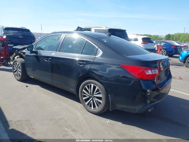 44829696 :رقم المزاد ، 4S3BNAC64J3006089 vin ، 2018 Subaru Legacy 2.5i Premium مزاد بيع