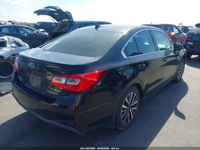 44829696 :رقم المزاد ، 4S3BNAC64J3006089 vin ، 2018 Subaru Legacy 2.5i Premium مزاد بيع